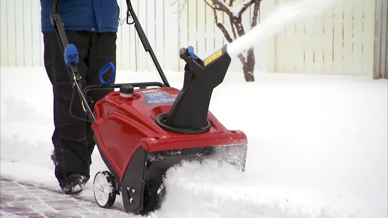 2 Stage Snow Blower Vs 3 Stage Which One is the Best?